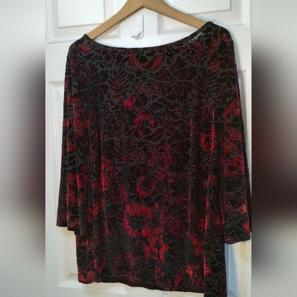 Plus Size Blouse - Picture 3 of 10